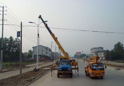 Nabatad a pagimbagan ti solar a lampara ti kalsada淄风向标信息科技有限公司-2组-张玲玲